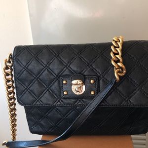 Marc Jacobs single quilted leather shoulder bag.